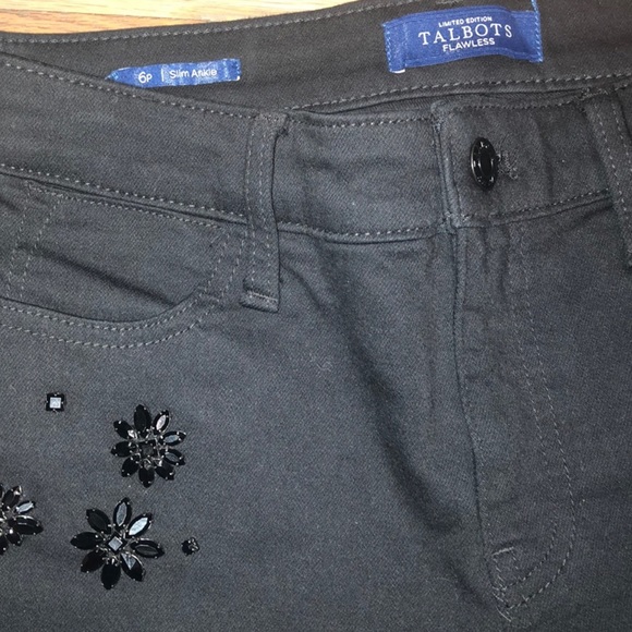 TALBOTS CRYSTAL EMBELLISHED SLIM ANKLE JEANS - NEVER FADE BLACK LIMITED EDITION - Picture 3 of 15